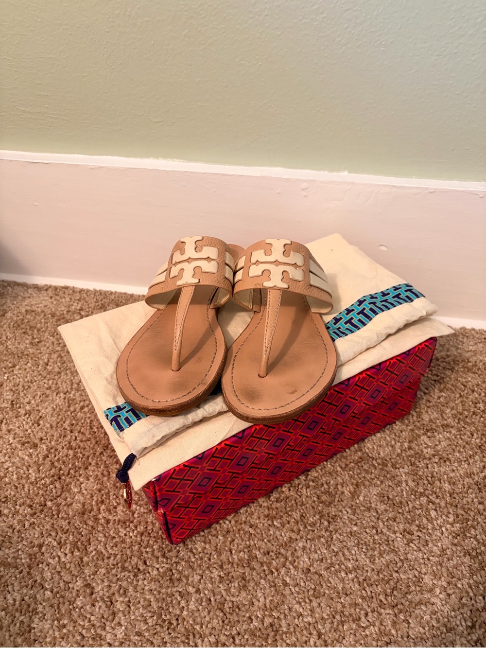 Tory Burch Neutral Tan Leather Thong Sandals with Logo Cutout